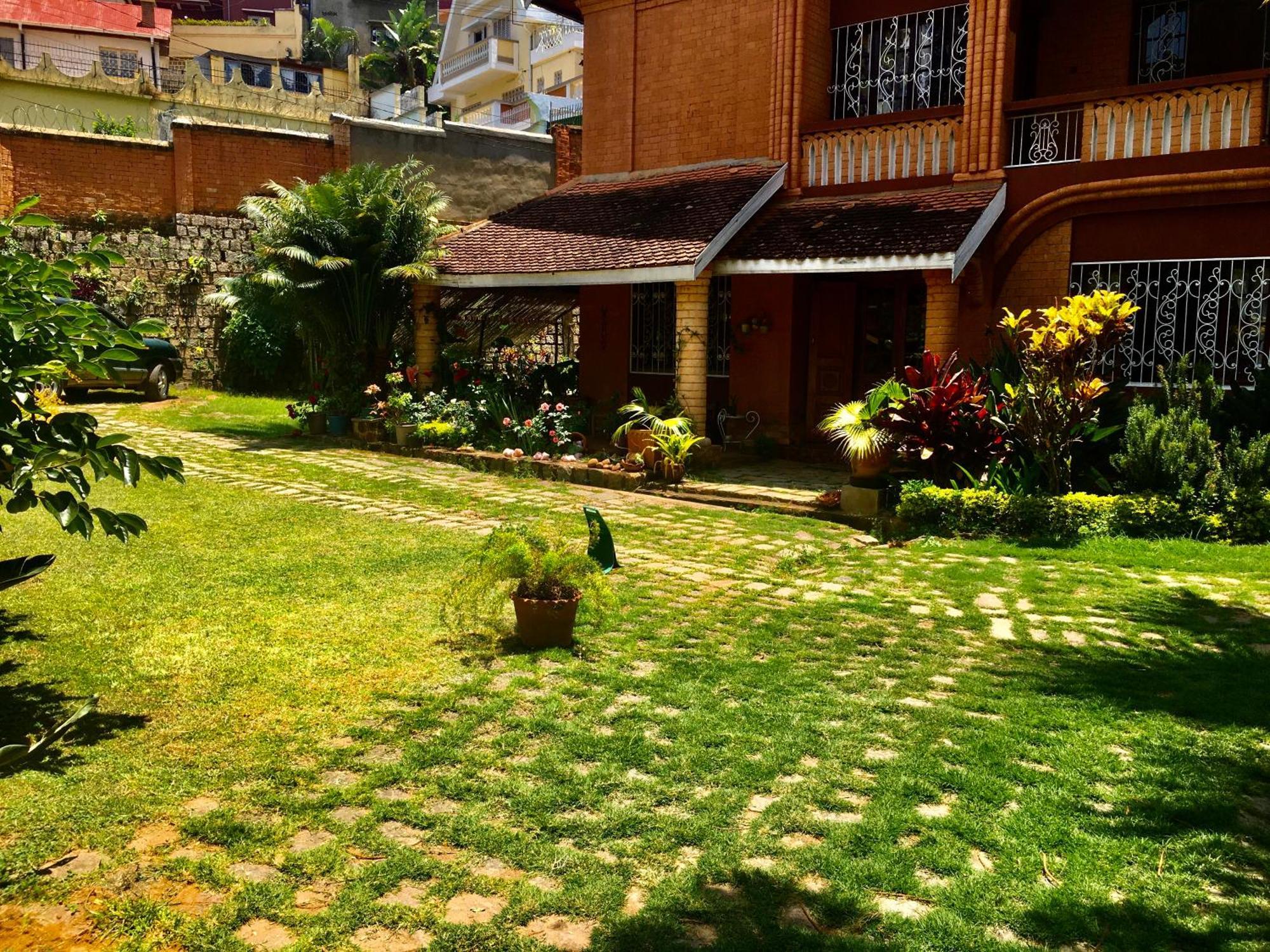 Le Fumoir Guest House Chambre Double Antananarivo Exteriér fotografie
